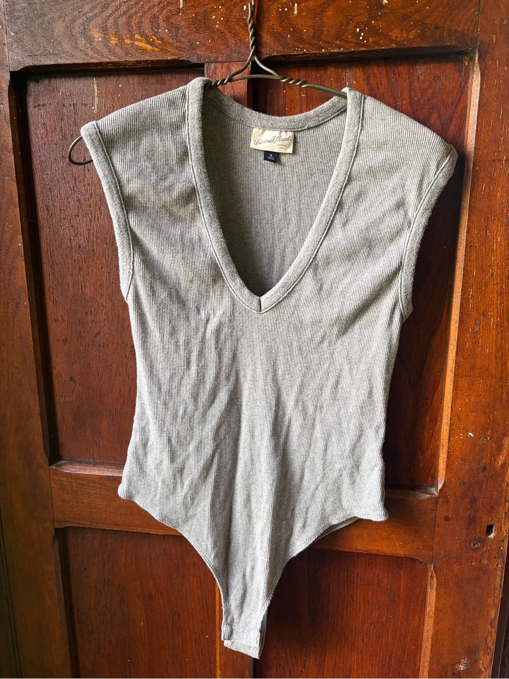 Universal Thread Ribbed V-Neck Sleeveless Bodysuit - Heather Gray